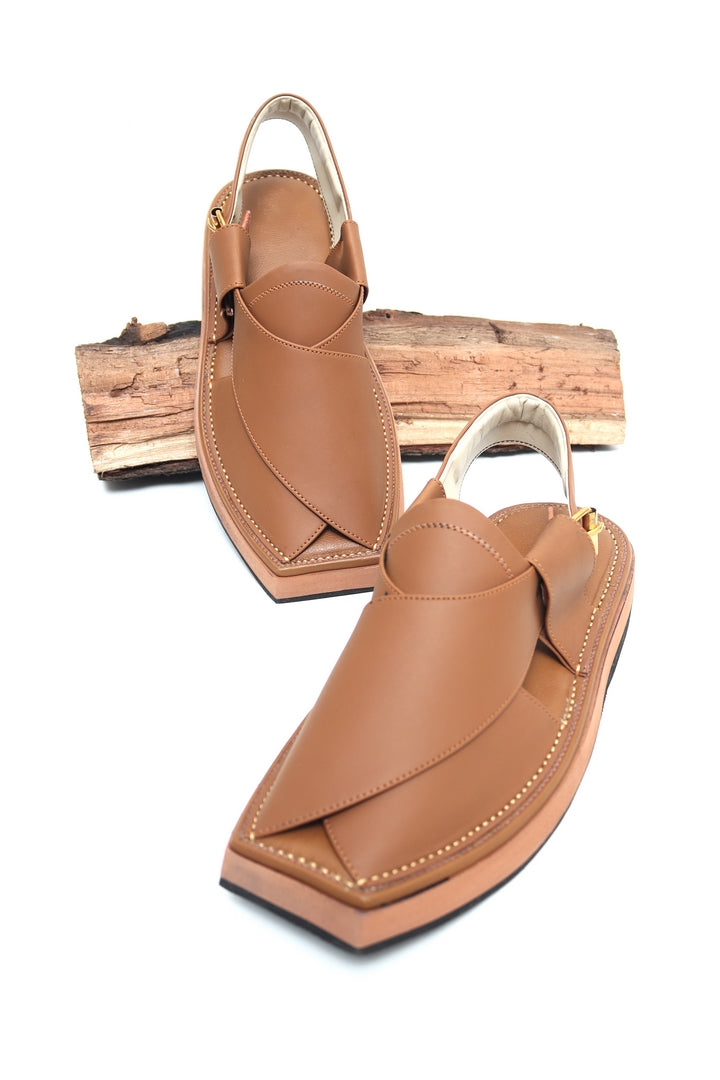 Kaptaan Chappal - Light Brown